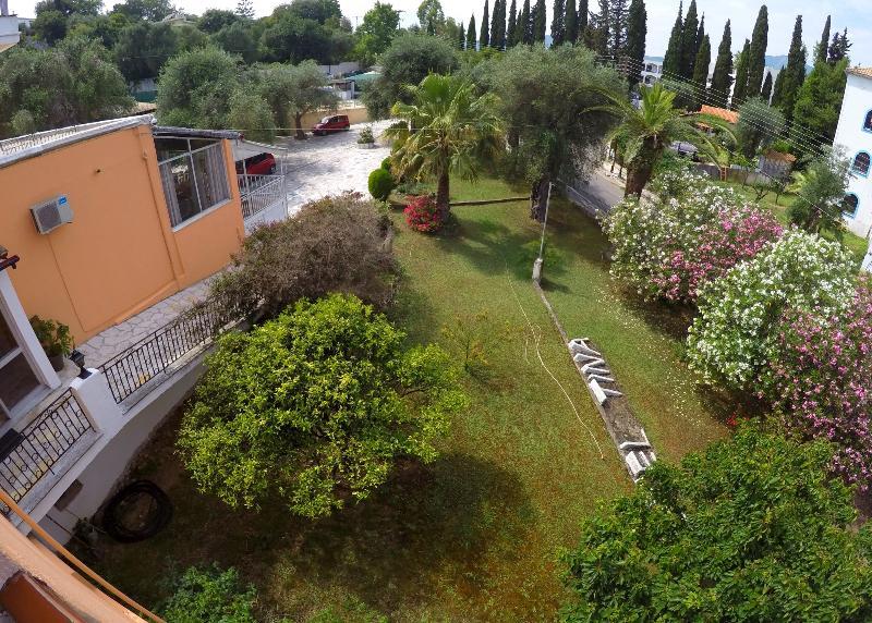 Tina Otel Limni  Dış mekan fotoğraf