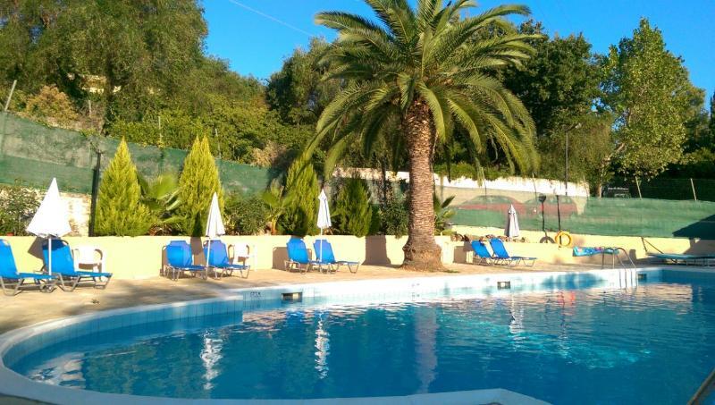 Tina Otel Limni  Dış mekan fotoğraf