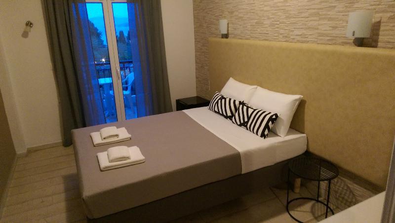 Tina Otel Limni  Dış mekan fotoğraf